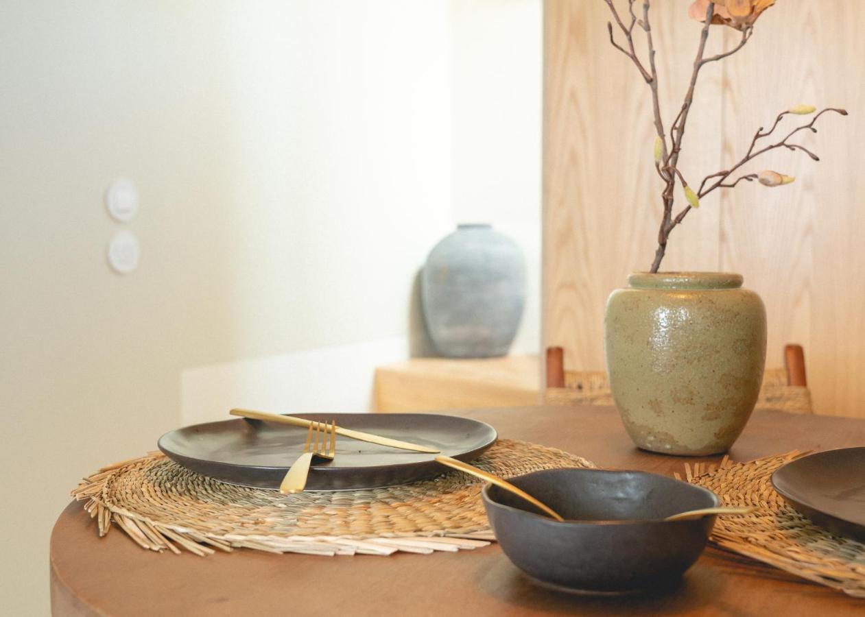 Village Aparthotel By Boa Porto Exteriér fotografie A wabi-sabi table setting